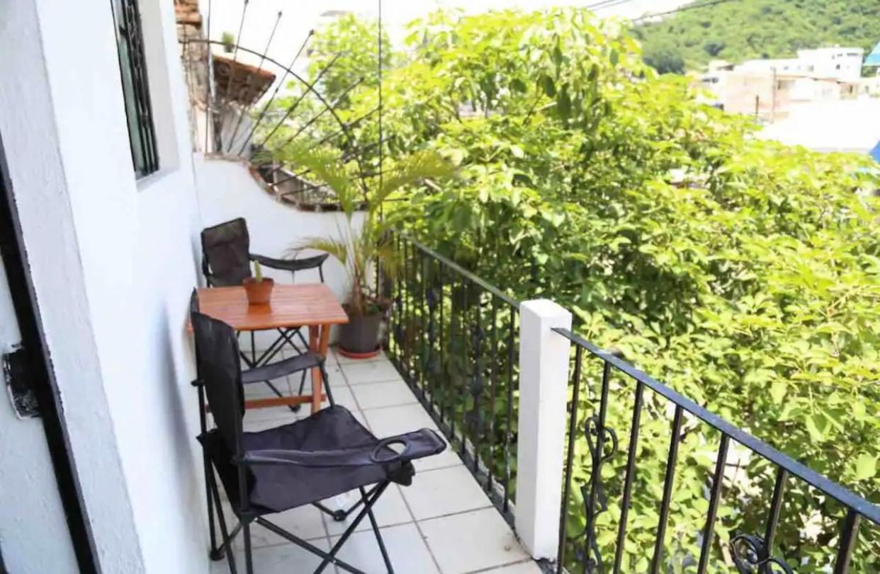 Apartamento 09 Independiente En Zona Romantica A Solo 3 Cuadras De La Playa